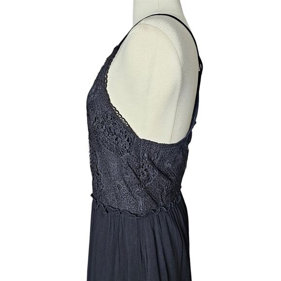 Annabelle Strappy Back Lace Dress in Black Size Large NWT - Picture 8 of 16